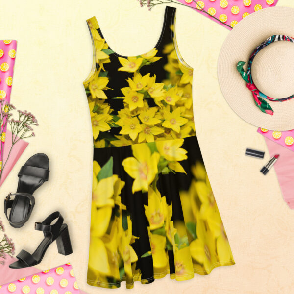 Skater Dress to impress with this sleeveless skater dress!