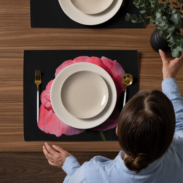 Unique pattern for that special touch: Placemat Set