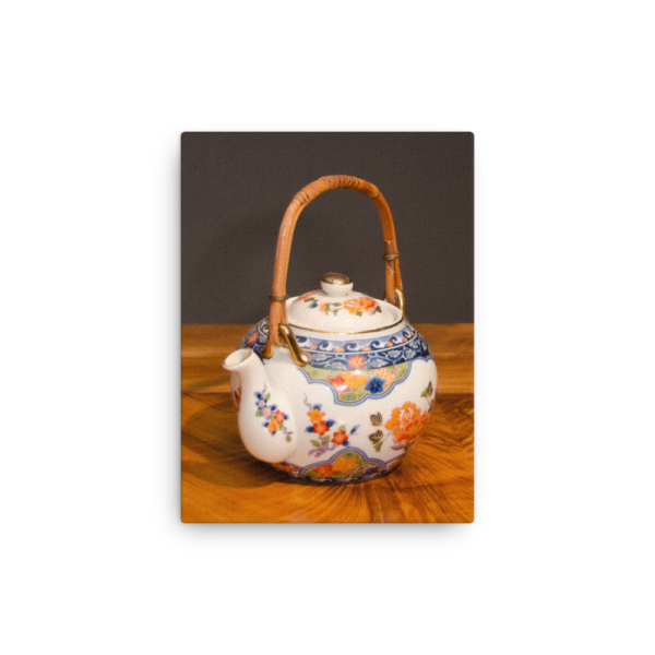 Canvas print: Japanese Teapot in Full Splendor - Image 2